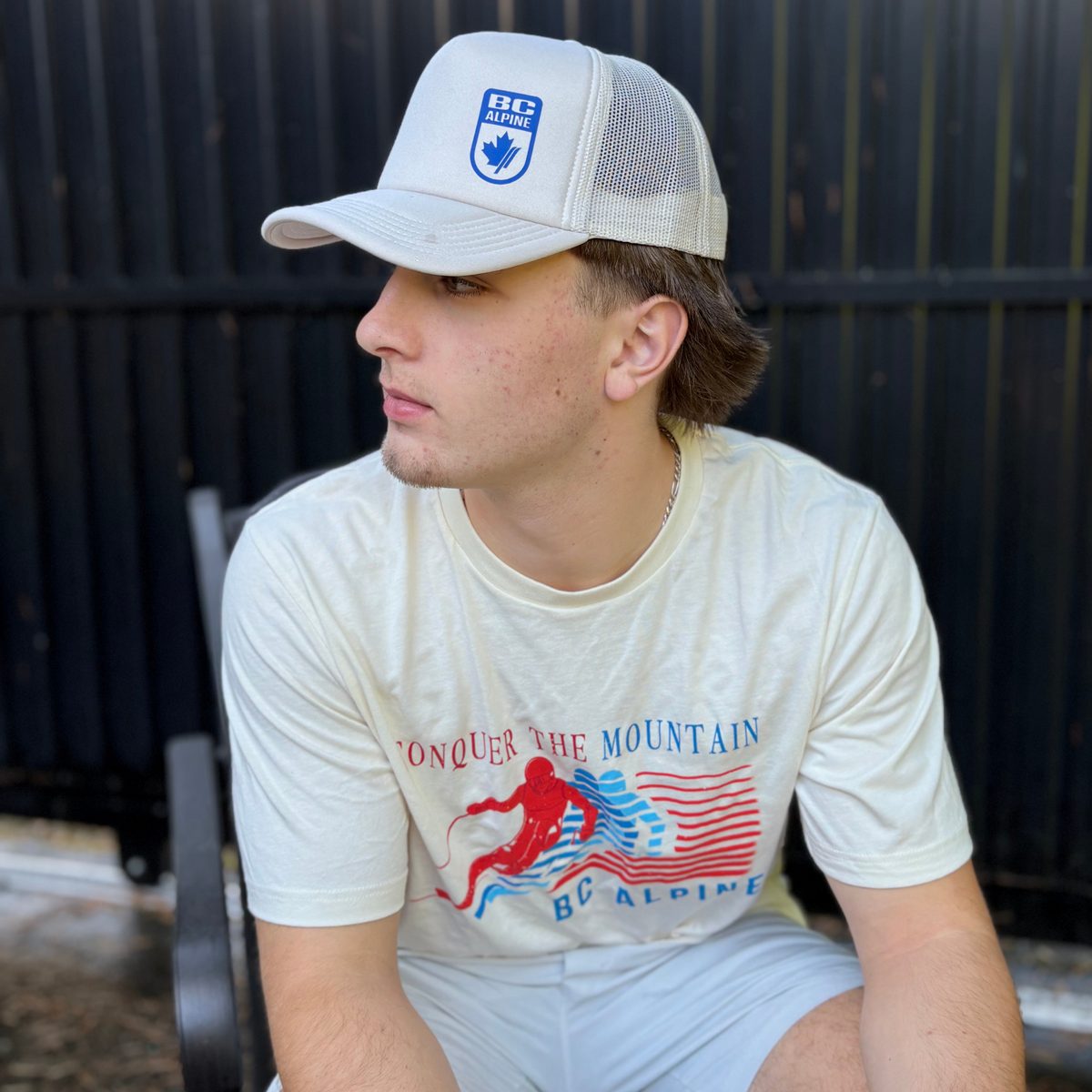 Trucker hat (bone, off-white)